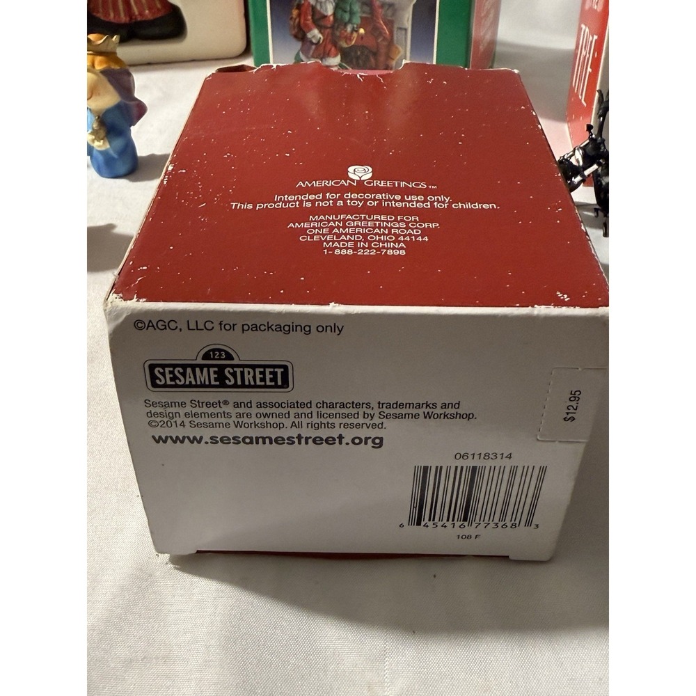 Lot of 12 Mixed Christmas Ornaments Decor Hallmark Disney Peanuts Midwest - Picture 10 of 14